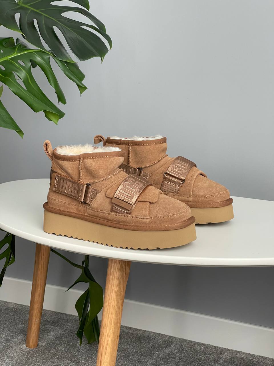 UGG Ultra Mini Platform Hybrid Boots - oceanhype - 