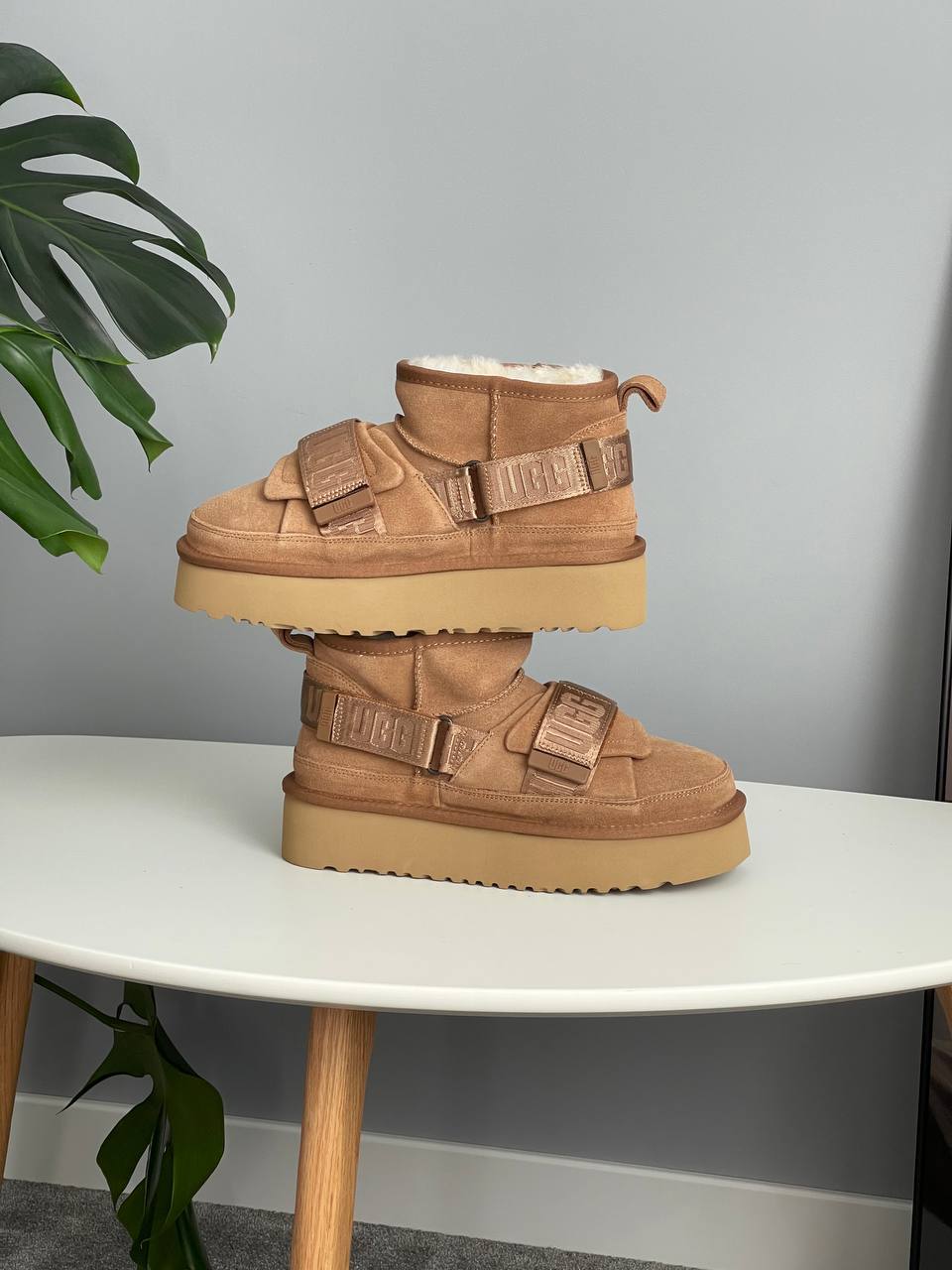 UGG Ultra Mini Platform Hybrid Boots - oceanhype - 