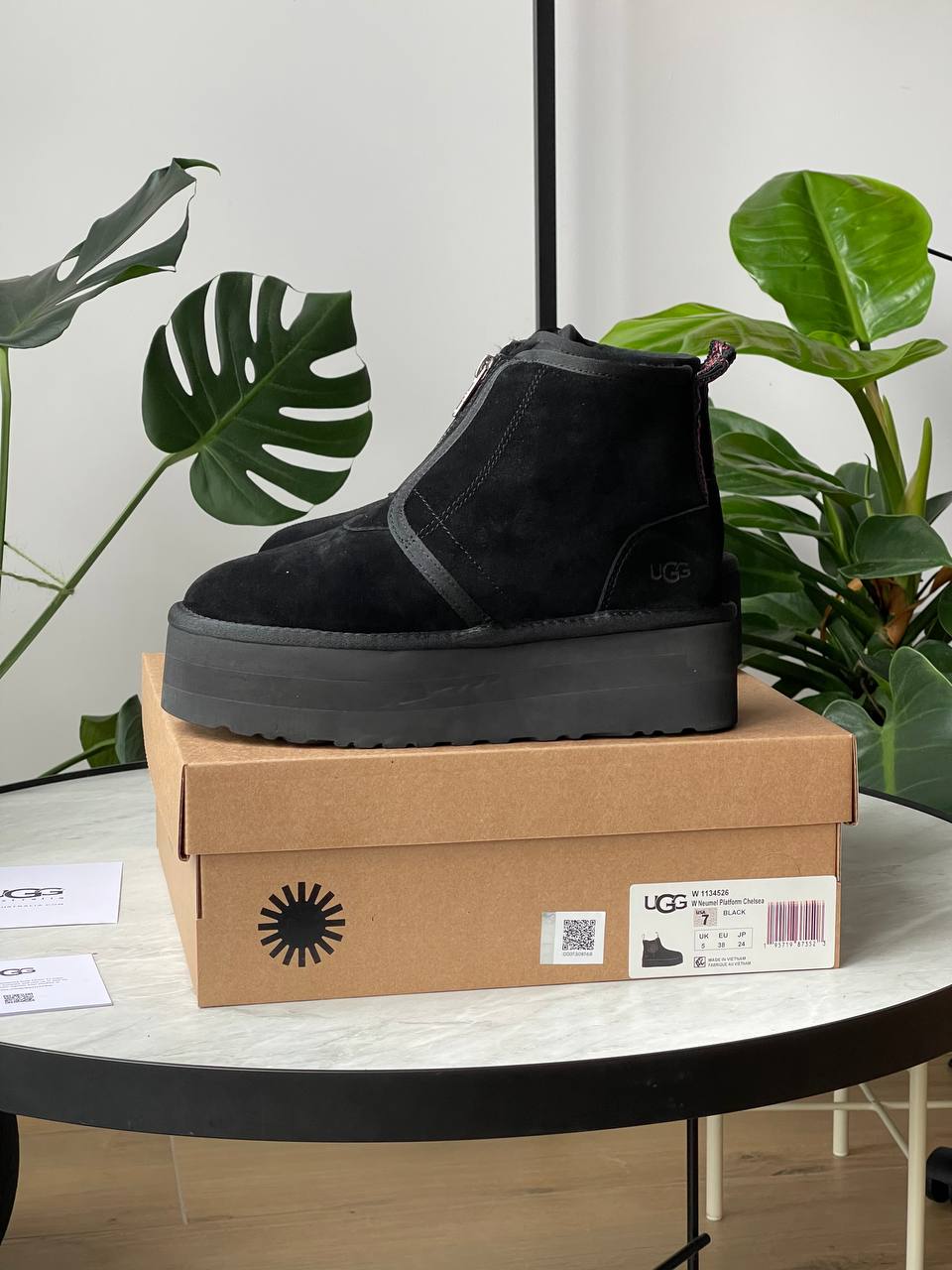 UGG Neumel Platform Zip Slipper Black - oceanhype - 