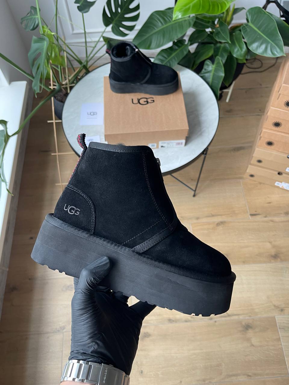 UGG Neumel Platform Zip Slipper Black - oceanhype - 