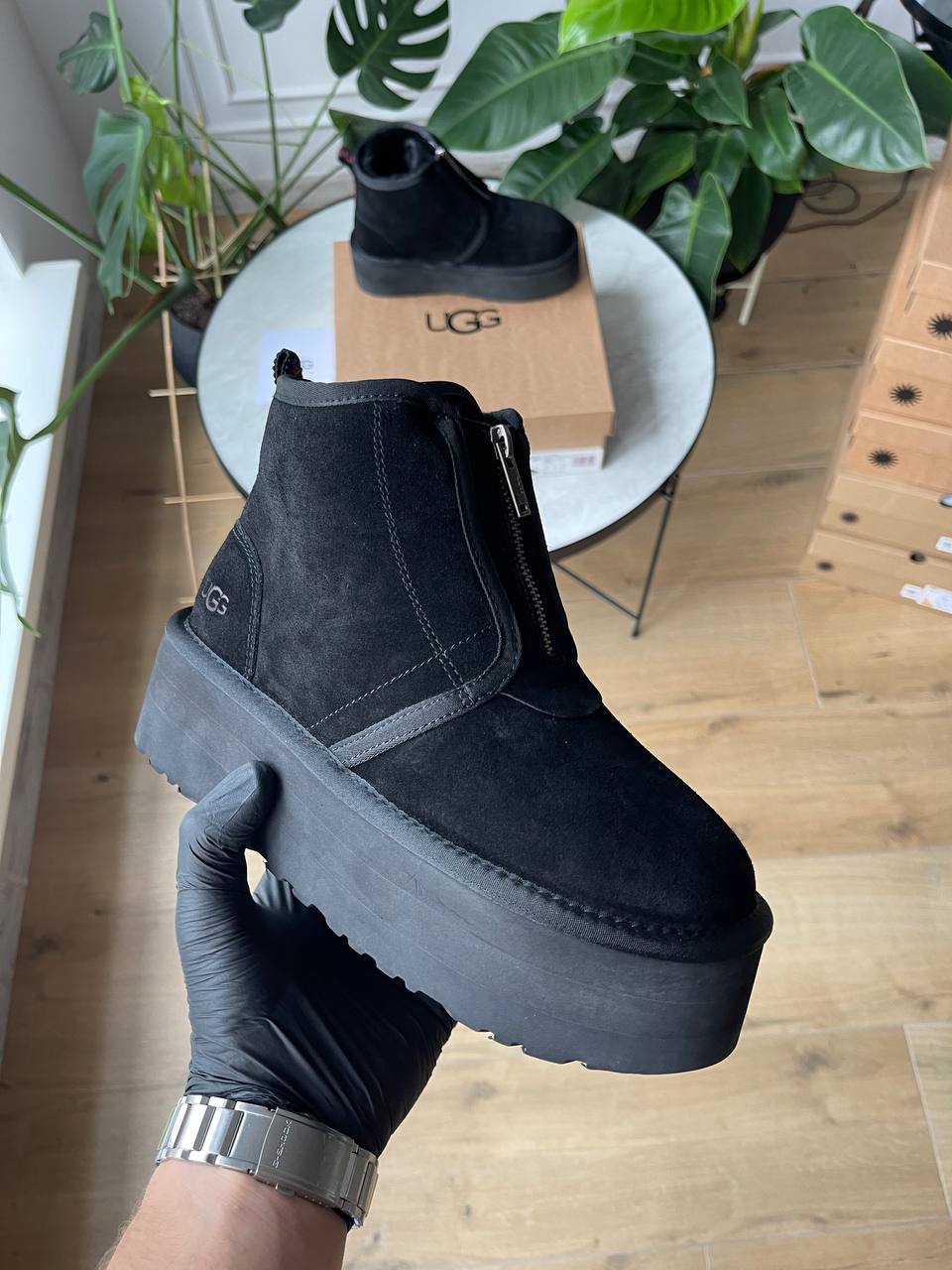 UGG Neumel Platform Zip Slipper Black - oceanhype - 