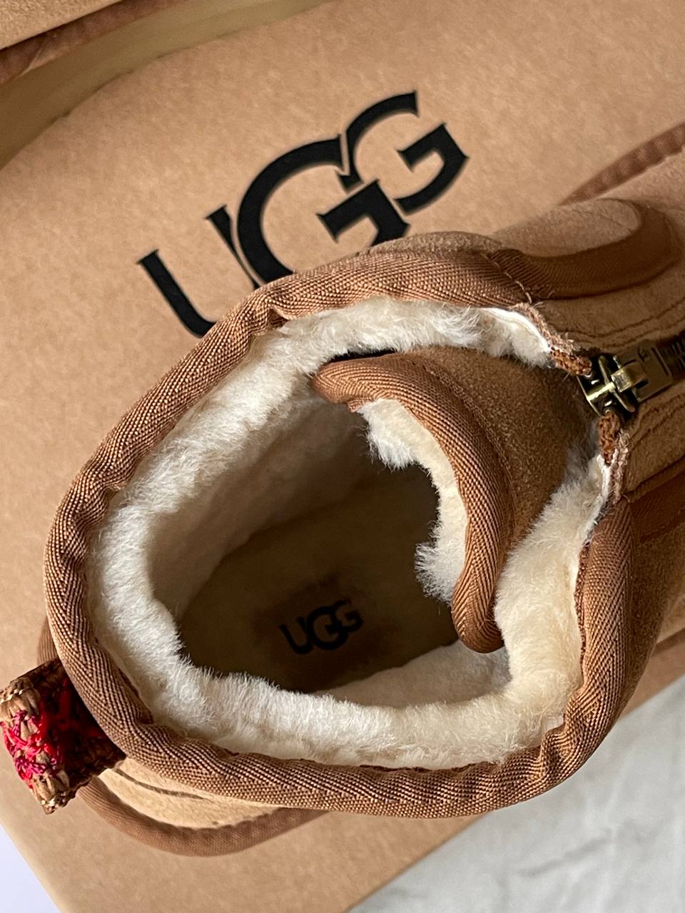 UGG Neumel Platform Zip Chestnut - oceanhype - 