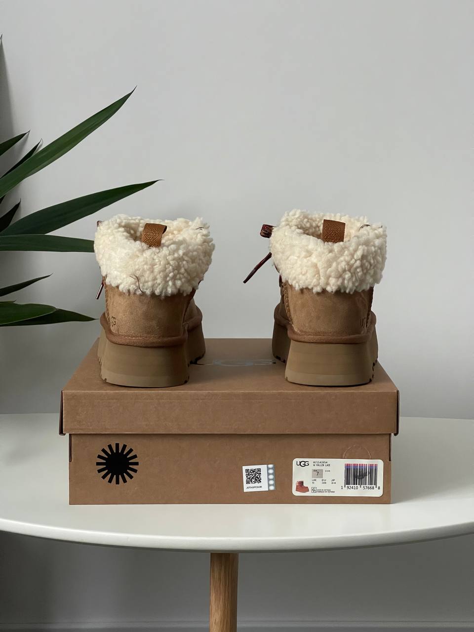 UGG Funkarra Platform Chestnut - oceanhype - 
