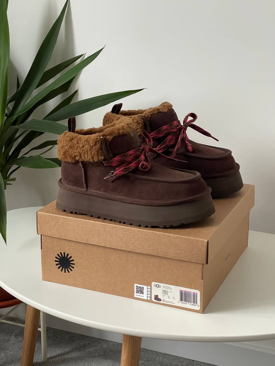 UGG Funkarra Platform Chocolate - oceanhype - 