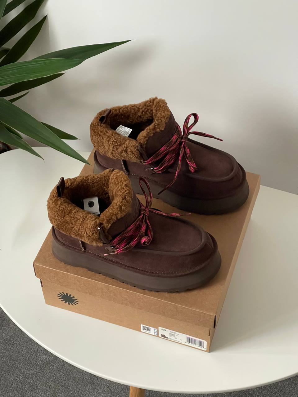 UGG Funkarra Platform Chocolate - oceanhype - 