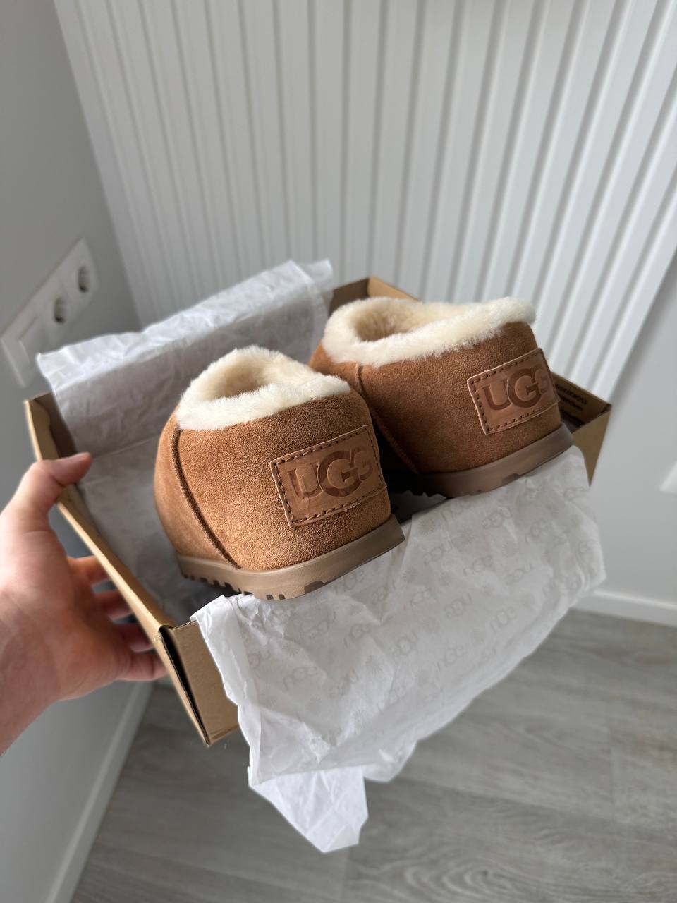 UGG Pumped Slide Chestnut - oceanhype - 
