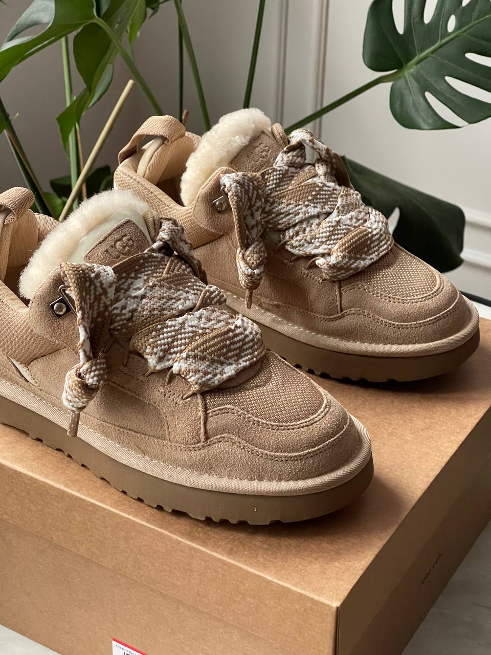 UGG Lowmel Sneaker Beige - oceanhype - 