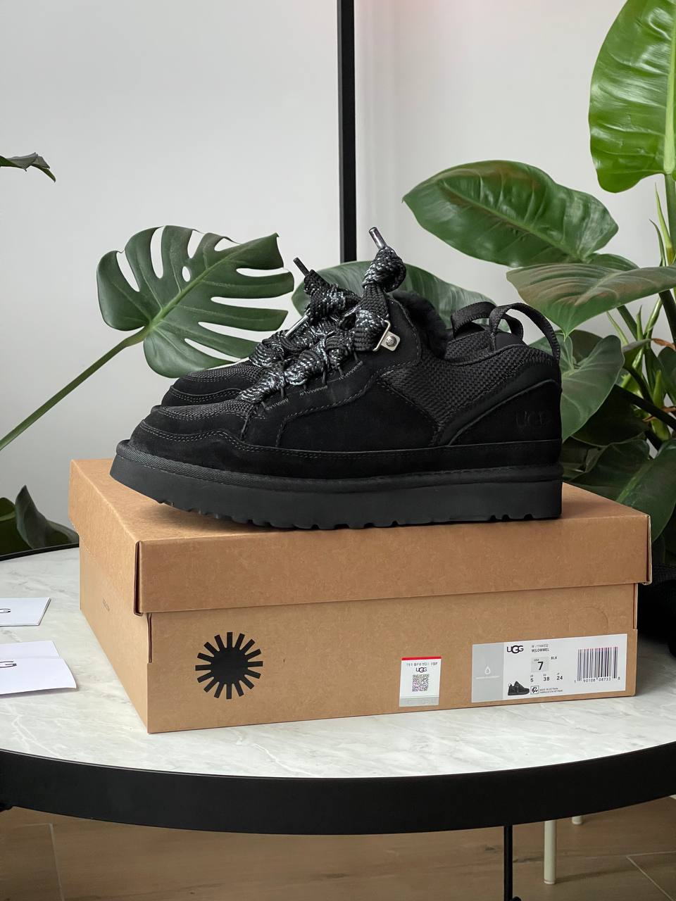 UGG Lowmel Sneaker Black - oceanhype - 