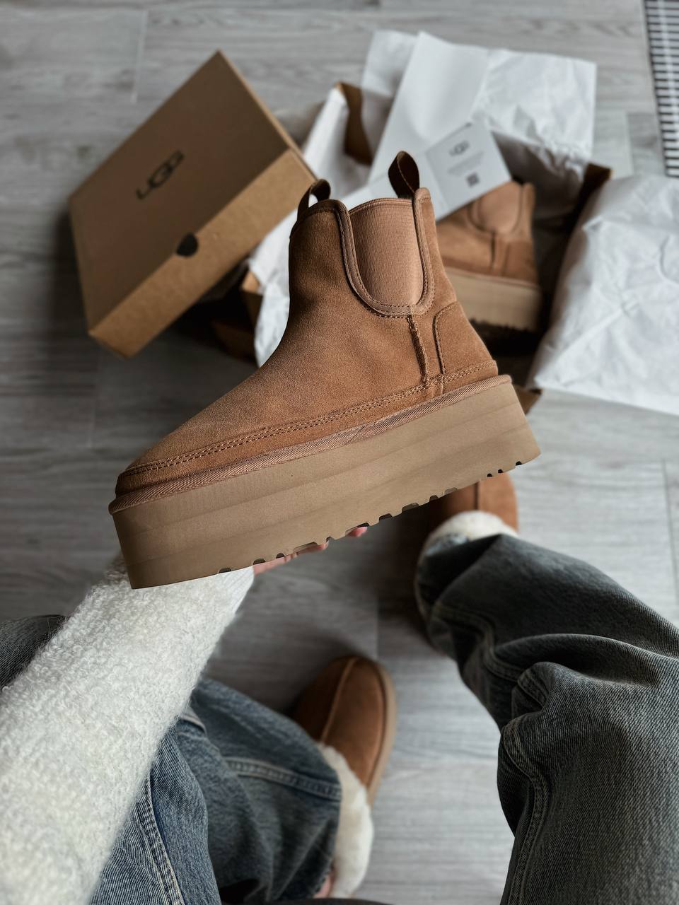 UGG Neumel Boot Platform Chelsea Chestnut - oceanhype - 