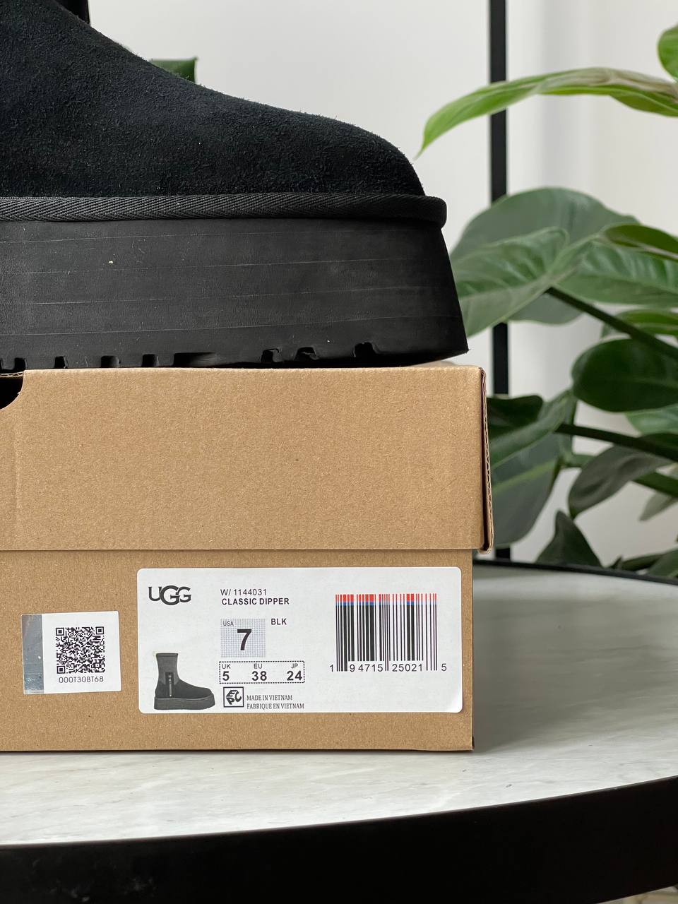 UGG Classic Dipper Black - oceanhype - 