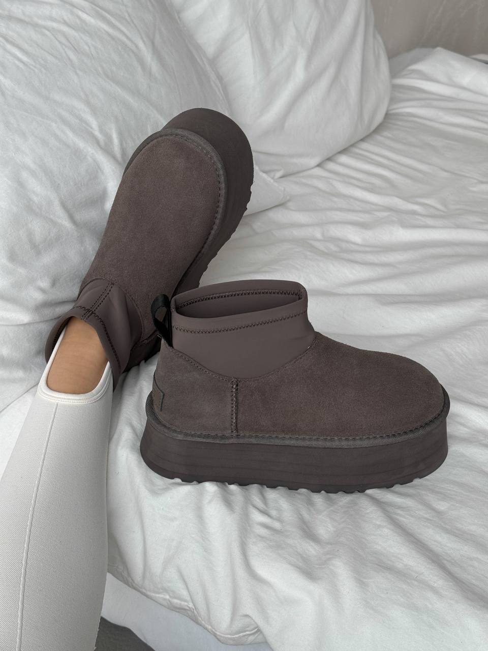 UGG Classic Mini Dipper Brown - oceanhype - 