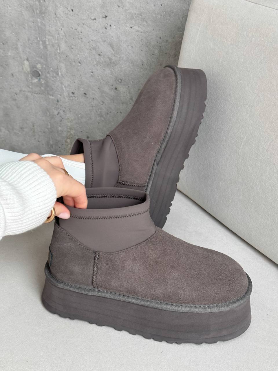 UGG Classic Mini Dipper Brown - oceanhype - 