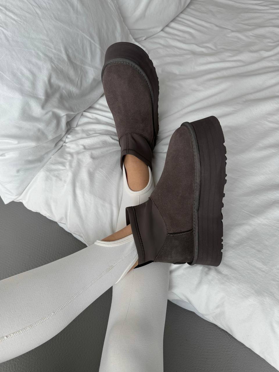 UGG Classic Mini Dipper Brown - oceanhype - 