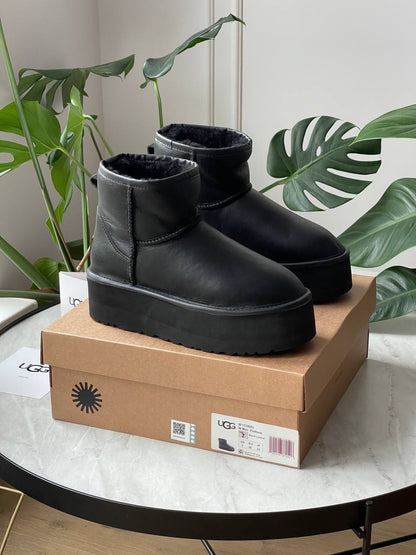 UGG Mini Black Platform Leather - oceanhype - 