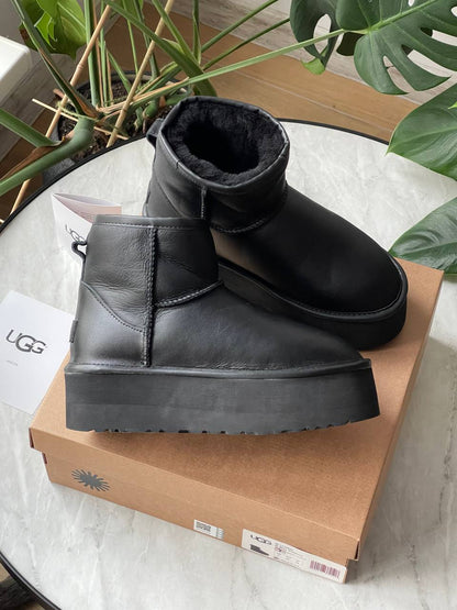 UGG Mini Black Platform Leather - oceanhype - 