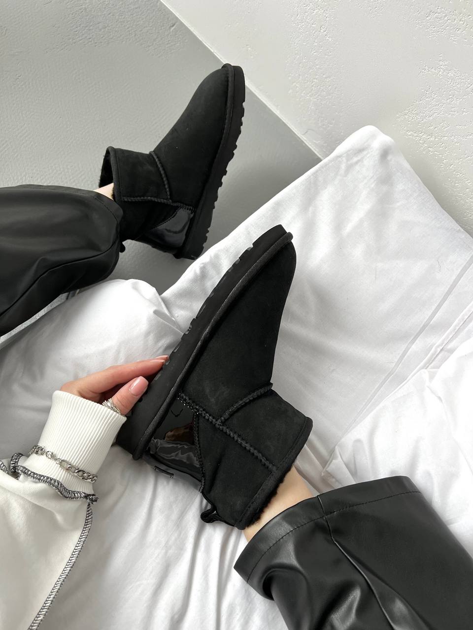 UGG Classic Mini Black Metallic Suede - oceanhype - 