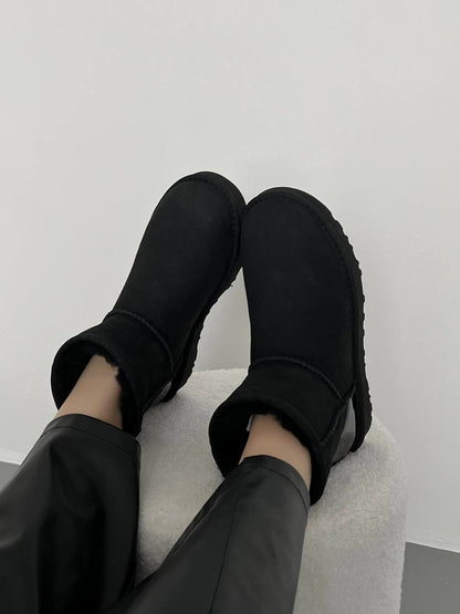 UGG Classic Mini Black Metallic Suede - oceanhype - 