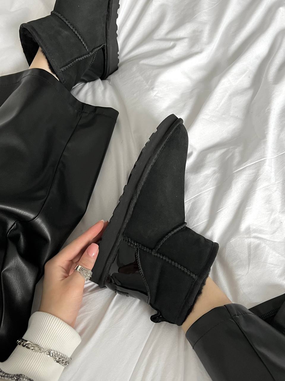 UGG Classic Mini Black Metallic Suede - oceanhype - 