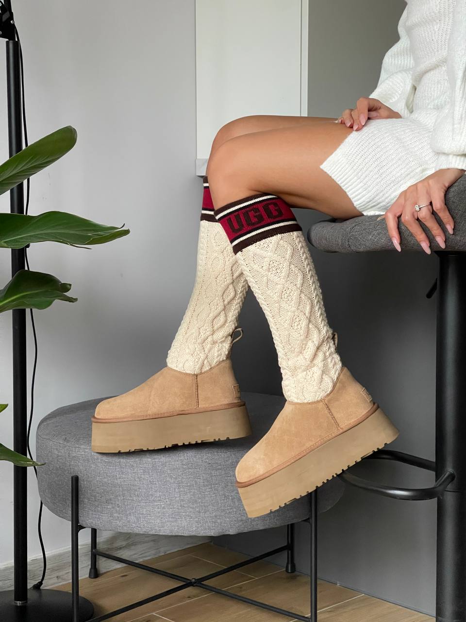Classic Sweater Letter Boot Chestnut - oceanhype - 