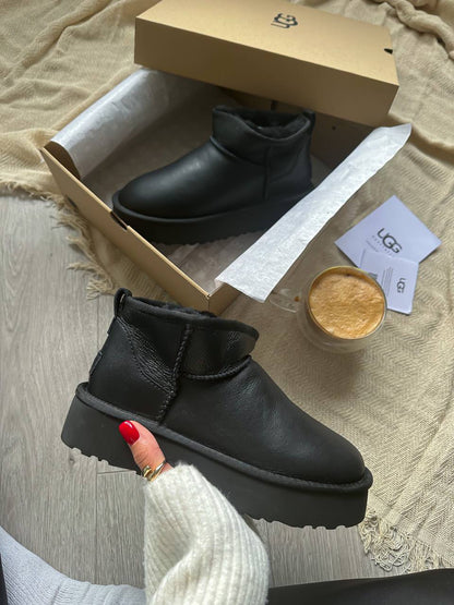 UGG Ultra Mini Platform Leather Black - oceanhype - 