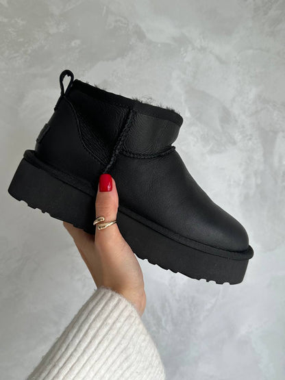 UGG Ultra Mini Platform Leather Black - oceanhype - 