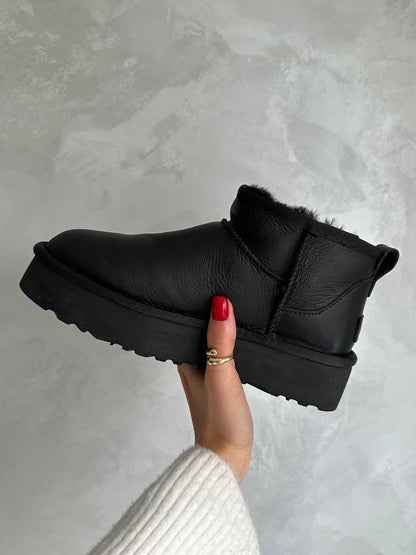 UGG Ultra Mini Platform Leather Black - oceanhype - 