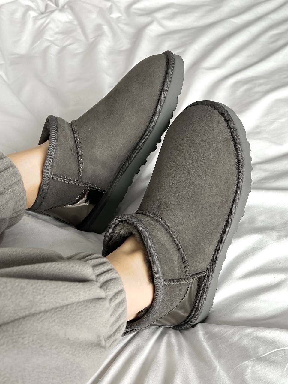 UGG Classic Ultra Mini Gray Lacquer - oceanhype - 