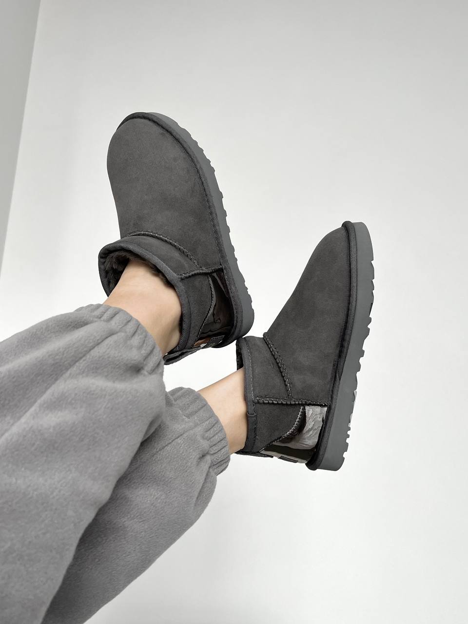 UGG Classic Ultra Mini Gray Lacquer - oceanhype - 