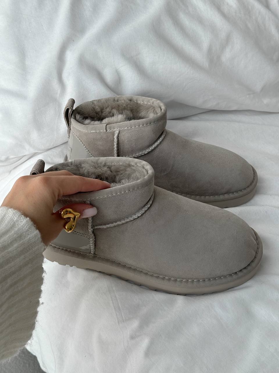 UGG Classic Ultra Mini Light Grey Lacquer - oceanhype - 