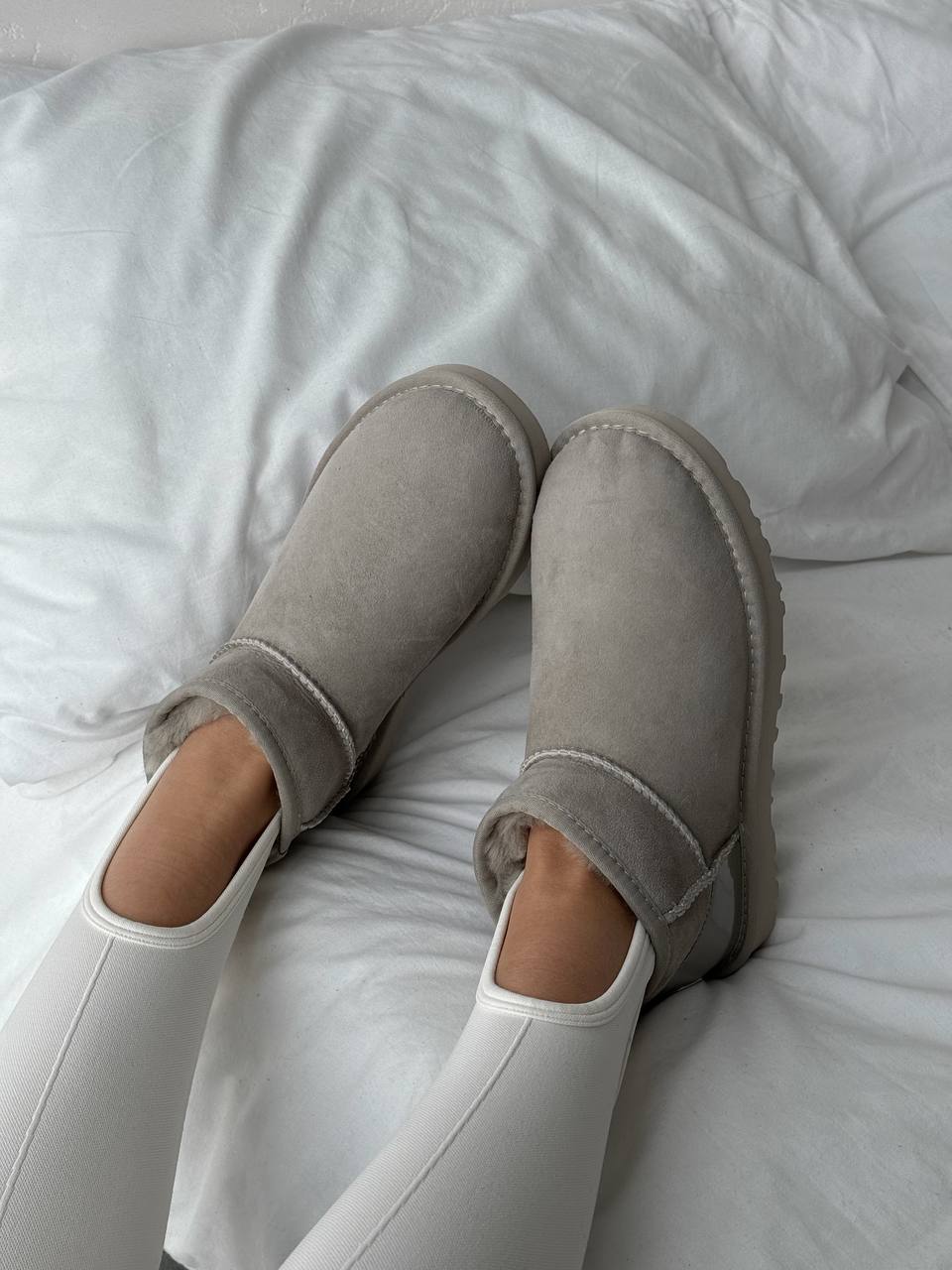 UGG Classic Ultra Mini Light Grey Lacquer - oceanhype - 