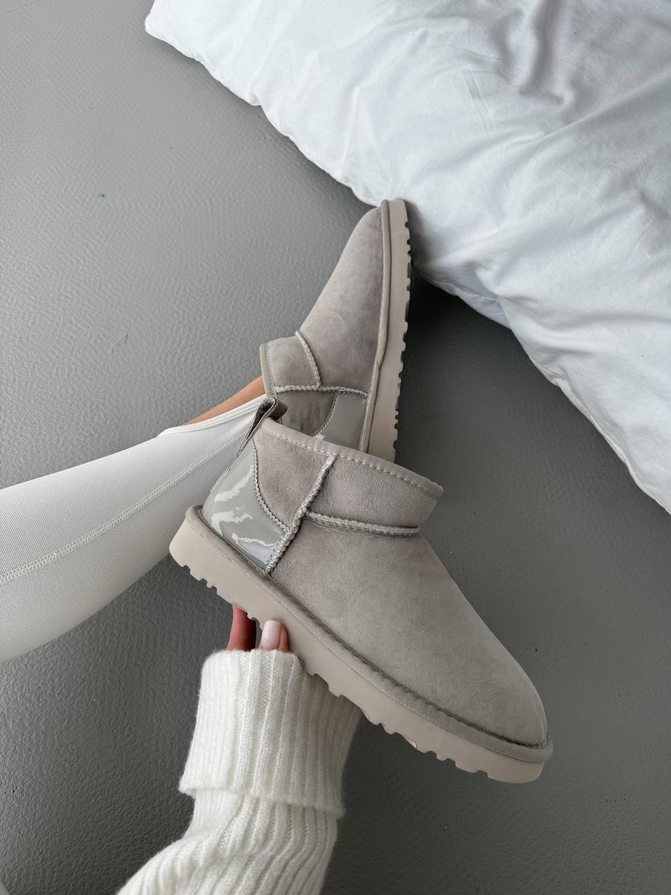 UGG Classic Ultra Mini Light Grey Lacquer - oceanhype - 