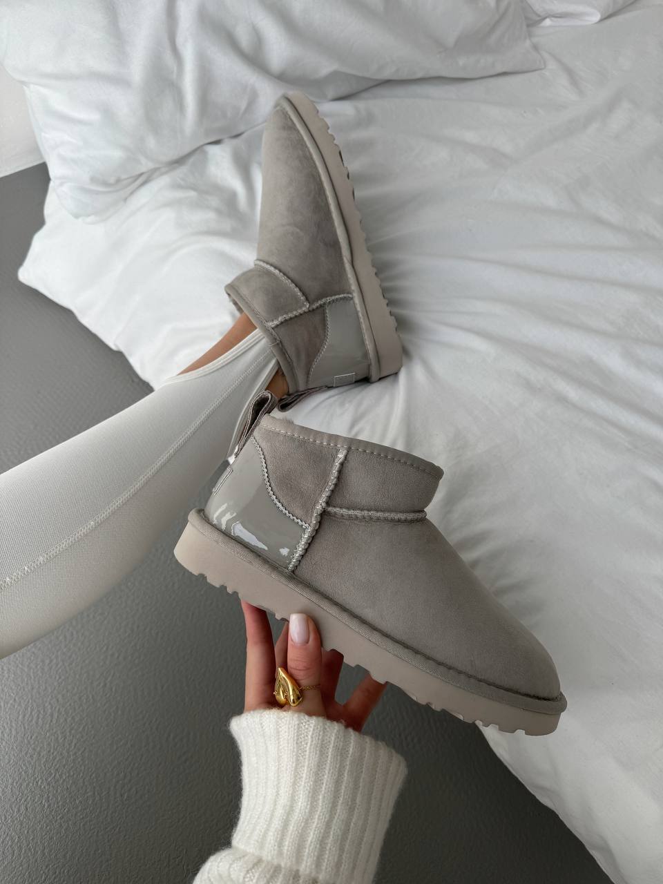 UGG Classic Ultra Mini Light Grey Lacquer - oceanhype - 