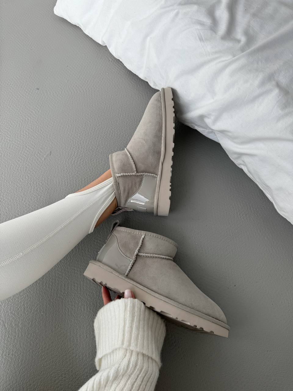 UGG Classic Ultra Mini Light Grey Lacquer - oceanhype - 