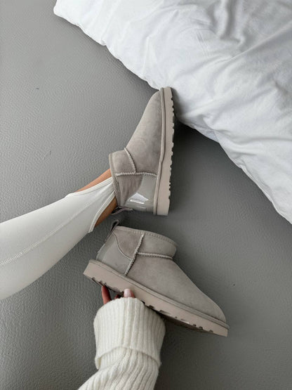 UGG Classic Ultra Mini Light Grey Lacquer - oceanhype - 