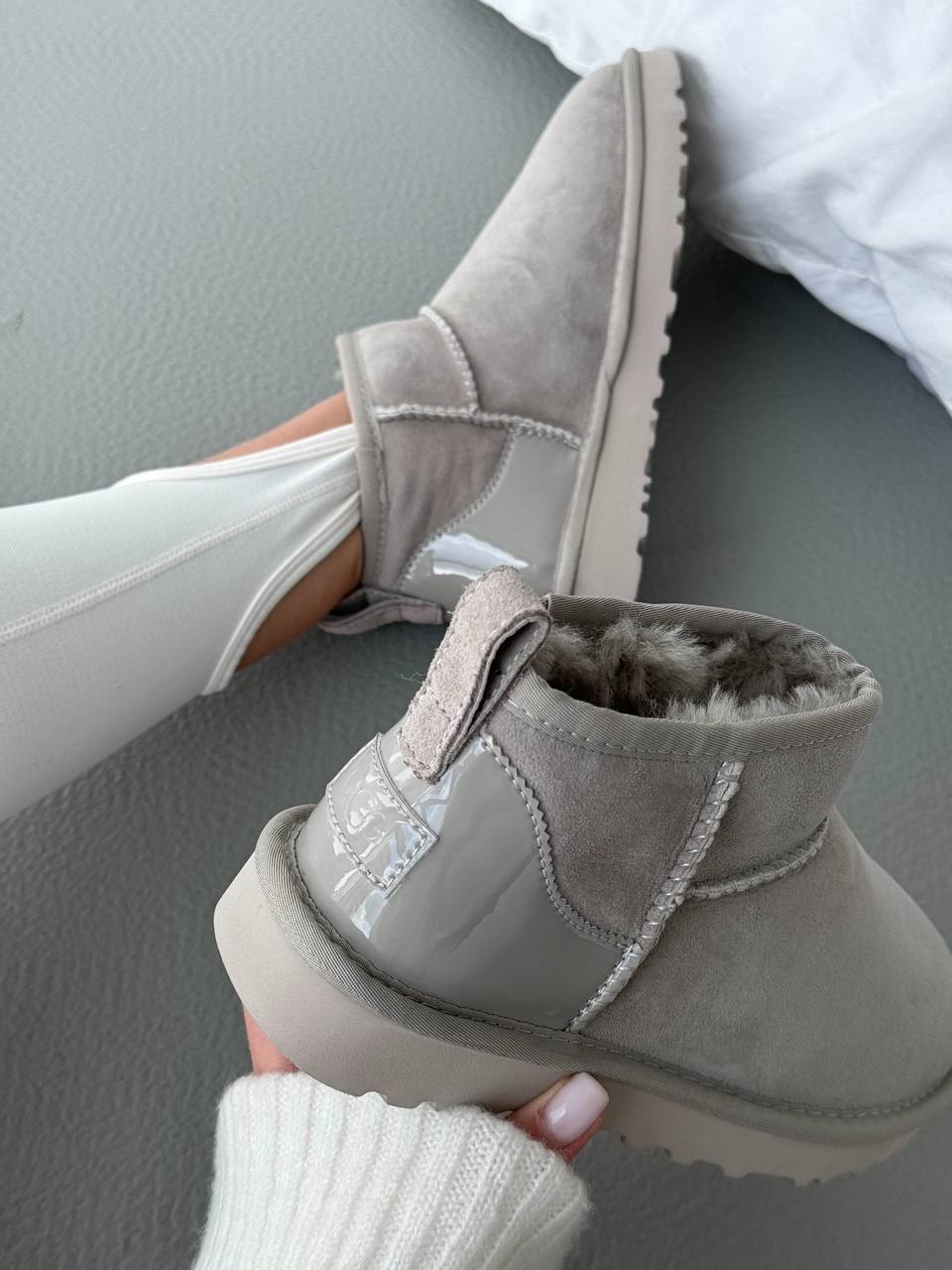 UGG Classic Ultra Mini Light Grey Lacquer - oceanhype - 