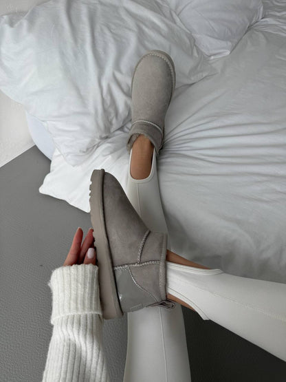 UGG Classic Ultra Mini Light Grey Lacquer - oceanhype - 