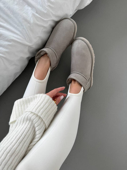 UGG Classic Ultra Mini Light Grey Lacquer - oceanhype - 