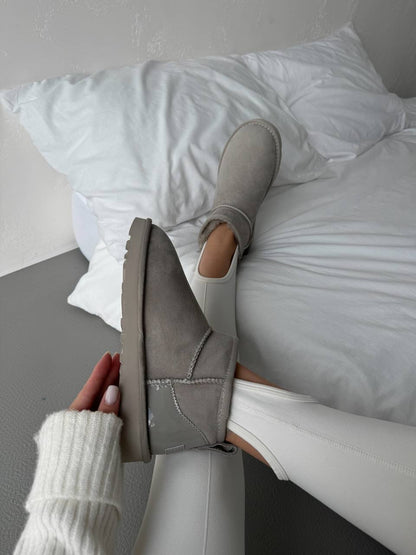 UGG Classic Ultra Mini Light Grey Lacquer - oceanhype - 