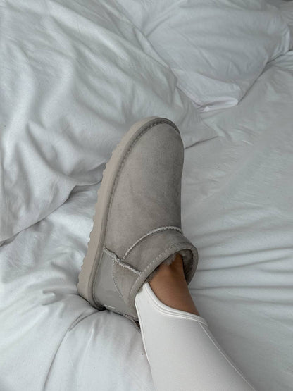 UGG Classic Ultra Mini Light Grey Lacquer - oceanhype - 