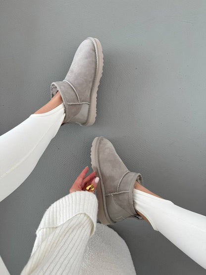 UGG Classic Ultra Mini Light Grey Lacquer - oceanhype - 
