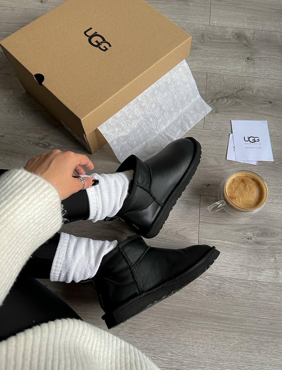 UGG Classic Ultra Mini Black - oceanhype - 