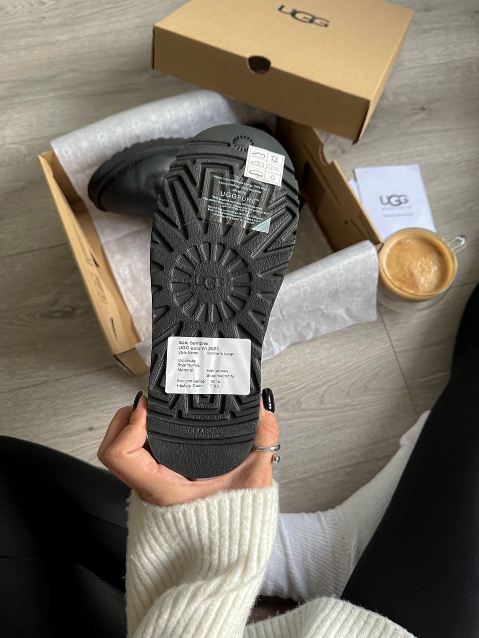 UGG Classic Ultra Mini Black - oceanhype - 