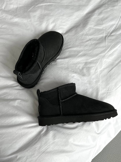 UGG Classic Ultra Mini Black - oceanhype - 