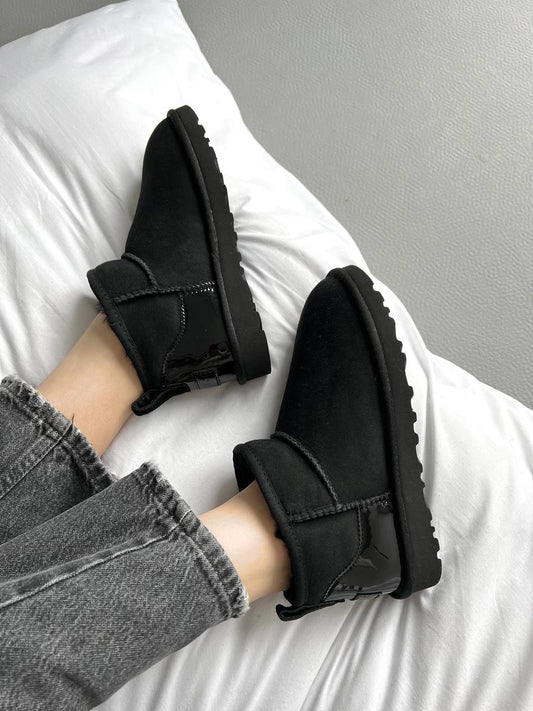 UGG Ultra Mini Black Lacquer - oceanhype - 