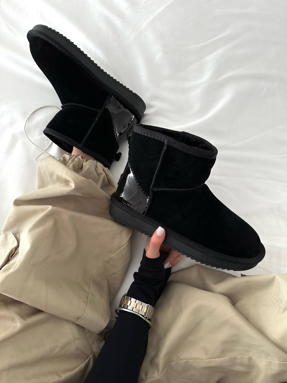 UGG Classic Mini Black Metallic - oceanhype - 