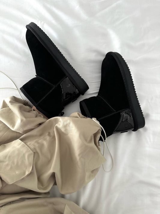 UGG Classic Mini Black Metallic - oceanhype - 