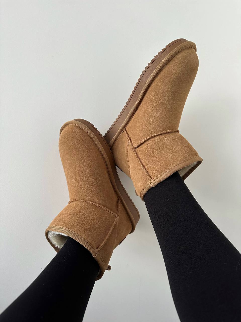 UGG Classic Mini Brown - oceanhype - 