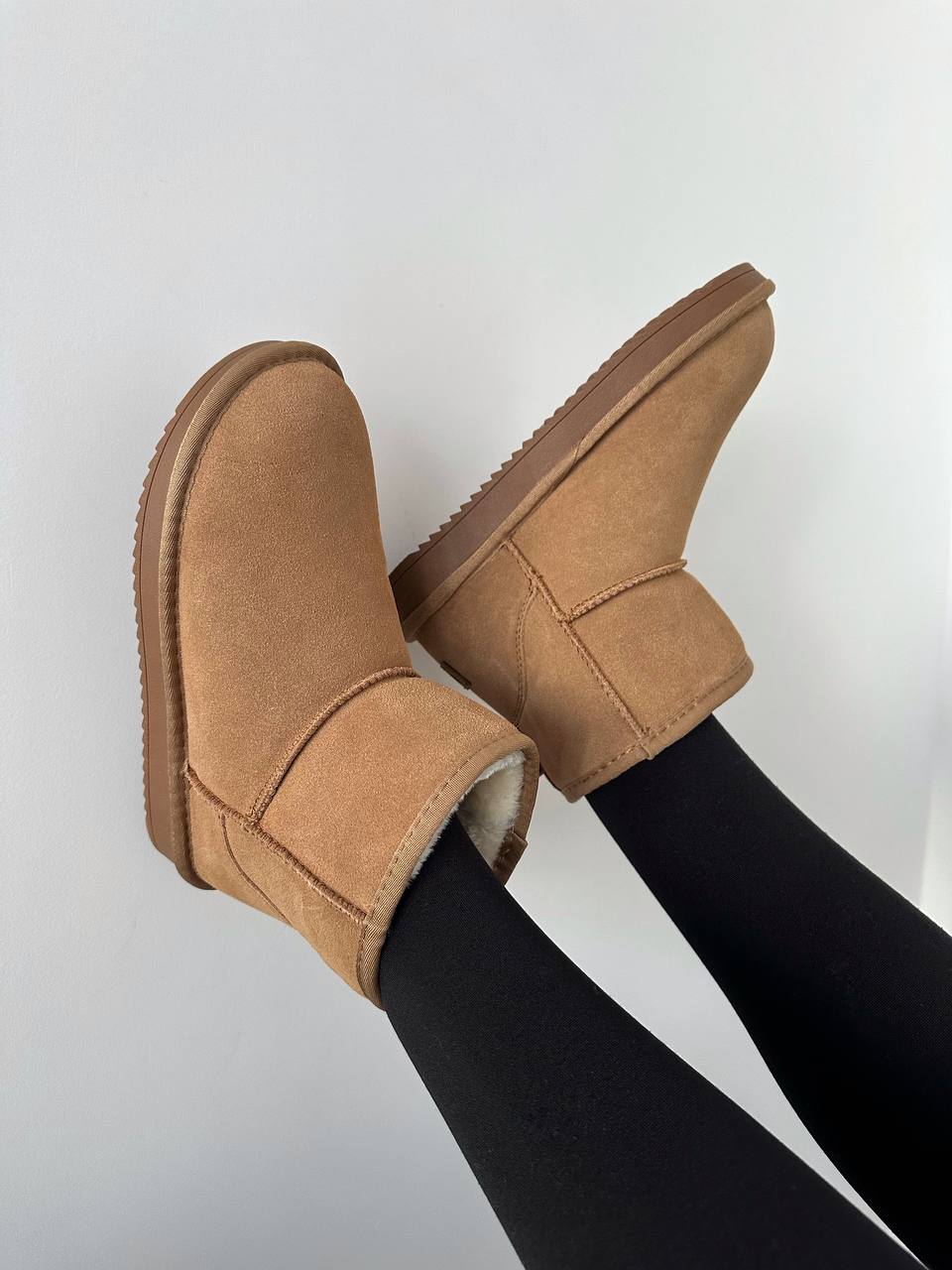 UGG Classic Mini Brown - oceanhype - 