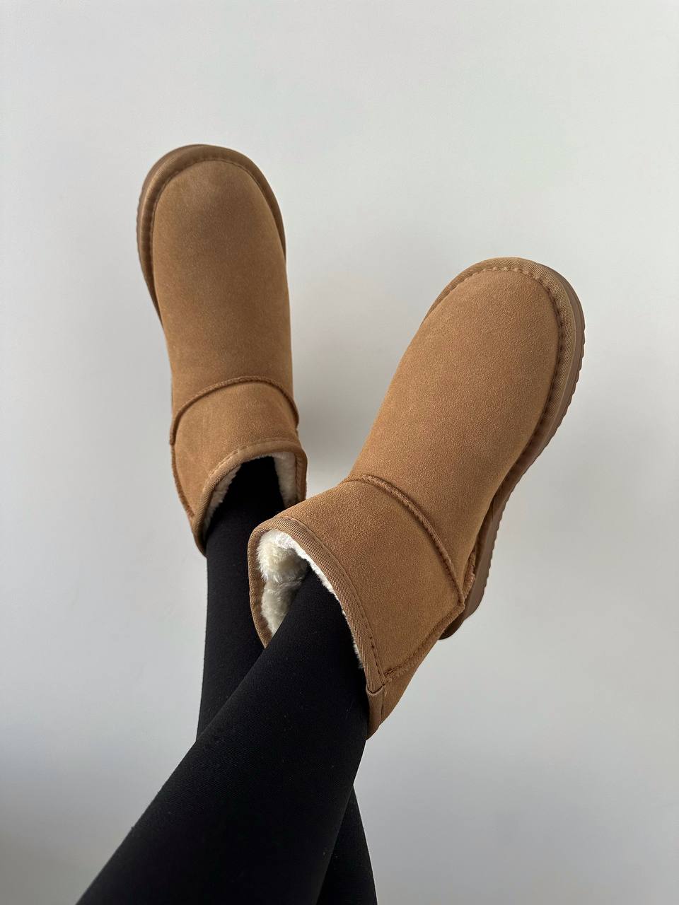UGG Classic Mini Brown - oceanhype - 