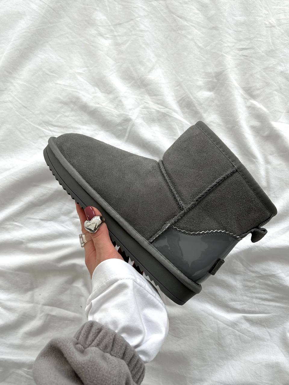 UGG Classic Mini Light Grey Lacquer - oceanhype - 